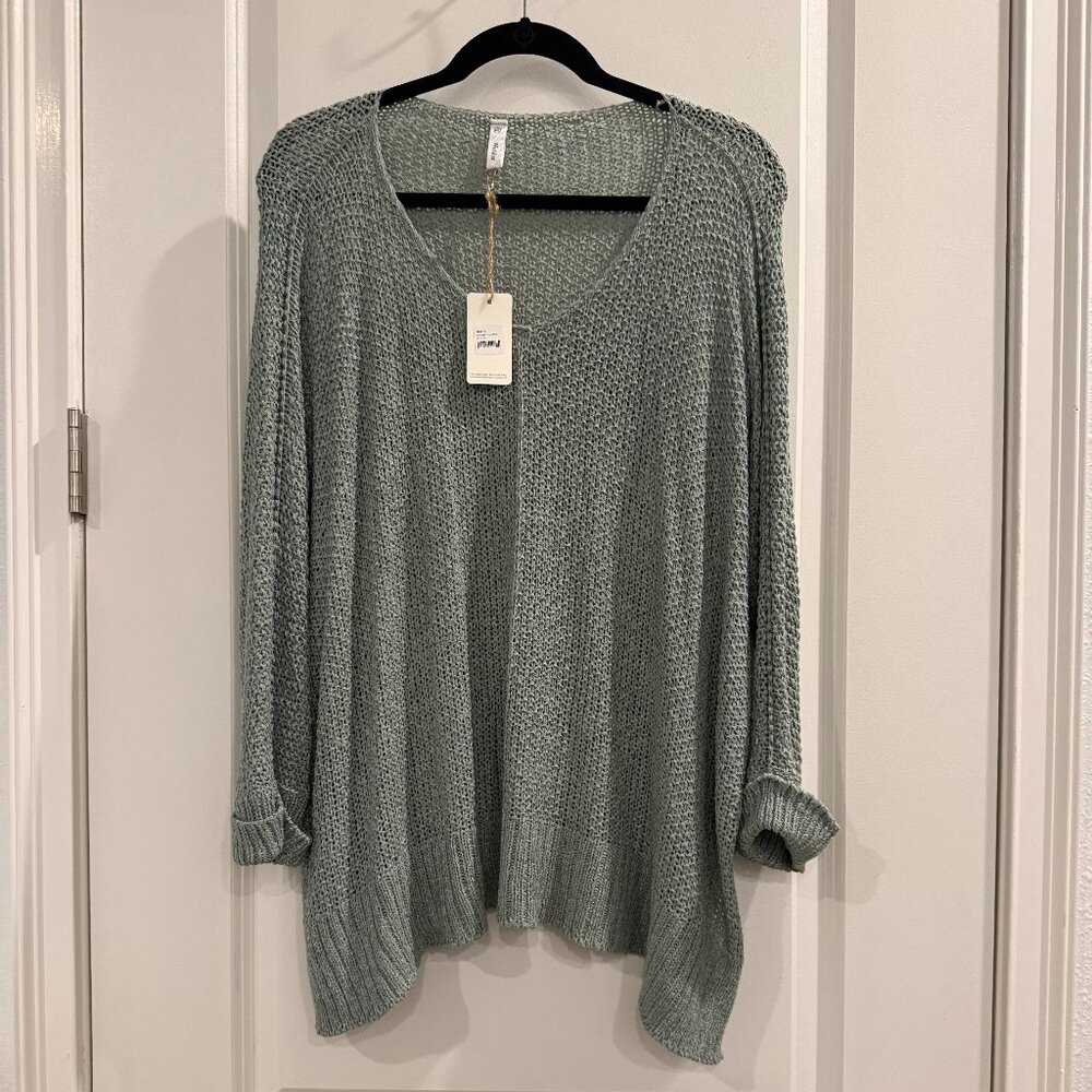Wishlist v-neck open weave pullover sweater with an open weave in soft green